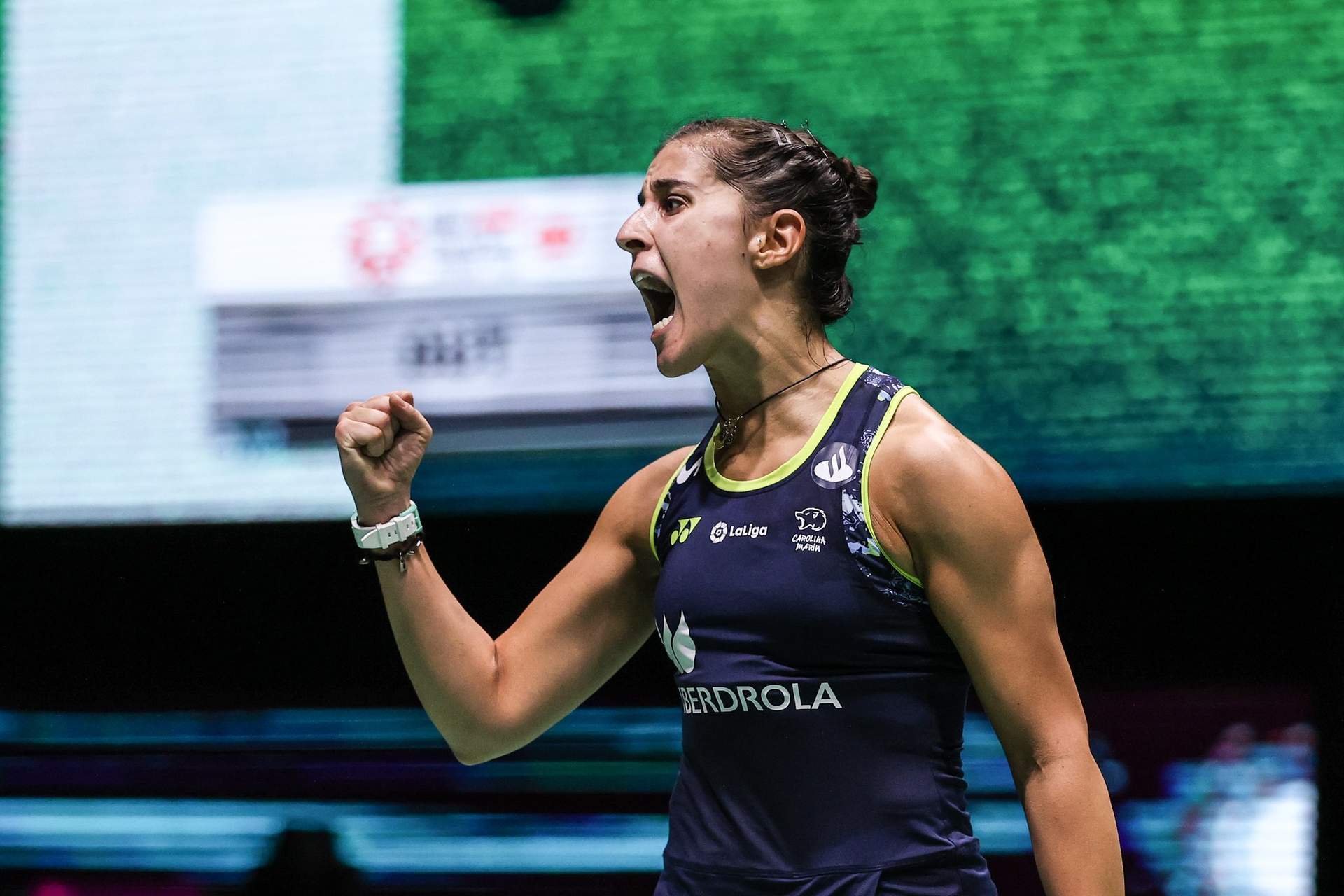 Carolina Marín celebra un punto en Malasia.