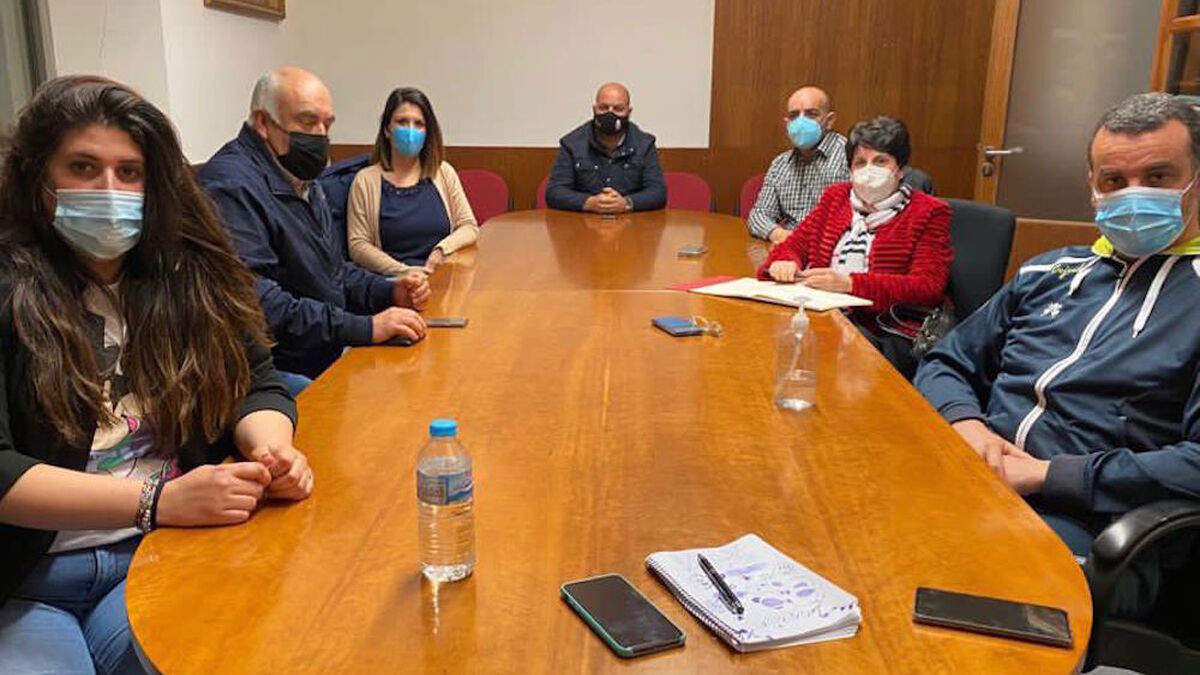 Reunion de alcaldes de la Cuenca MInera donde anunciaron su oposición al proyecto.