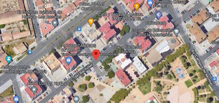 Zona urbana de la calle Bachiller, entre Isla Chica y Los Rosales.