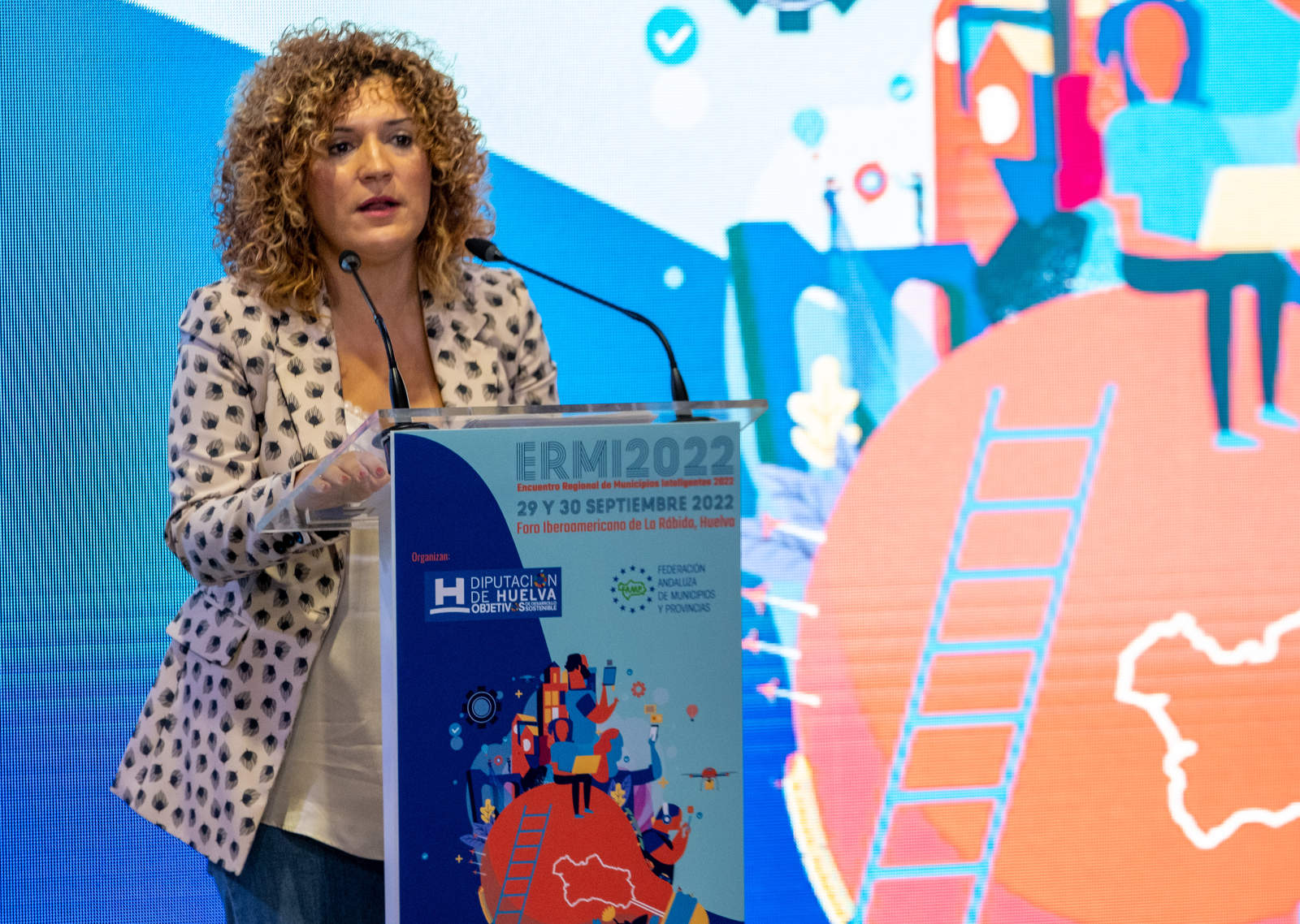 María Eugenia Limón, presidenta de la Diputación.