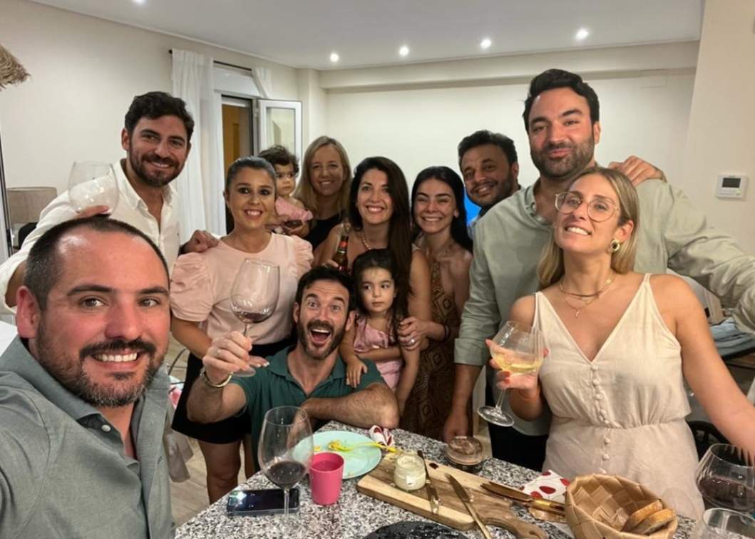 De celebración.