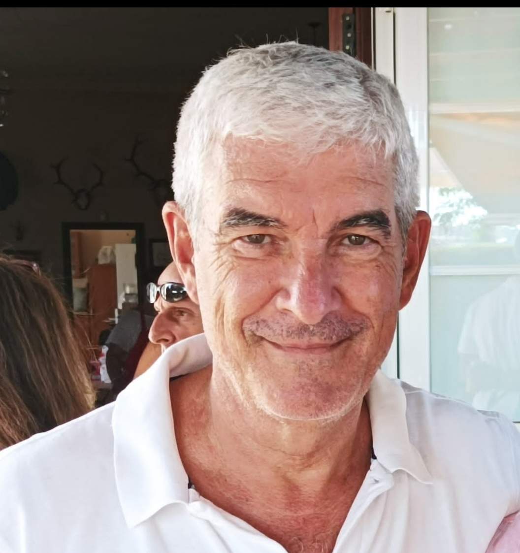 Ángel Navarro.