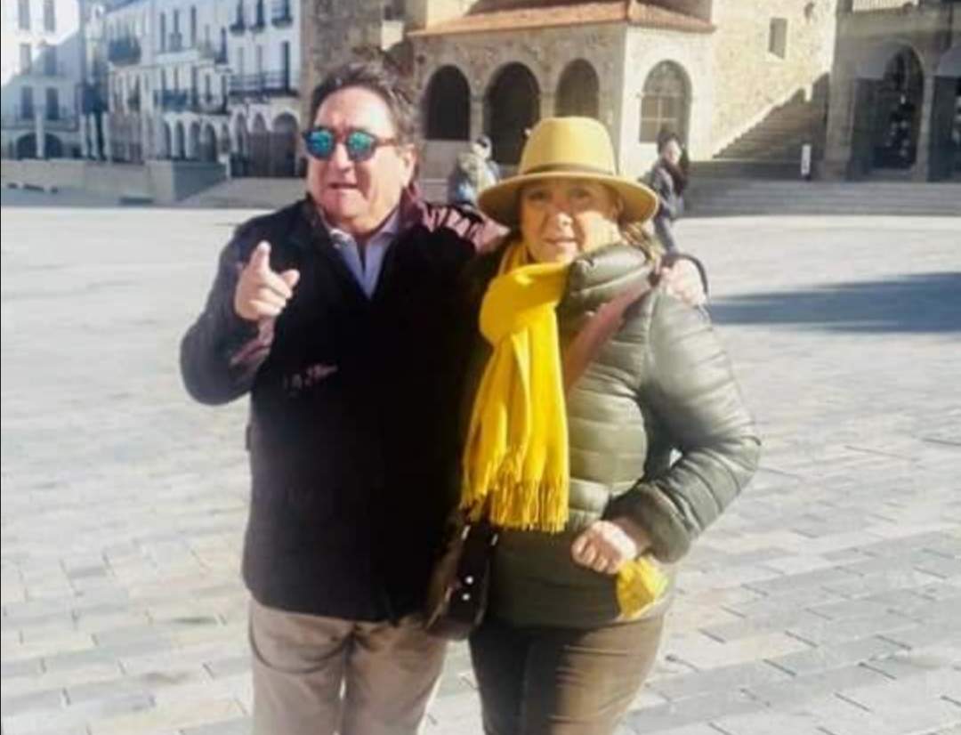 Con su esposa