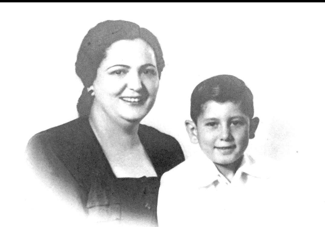 Con su madre