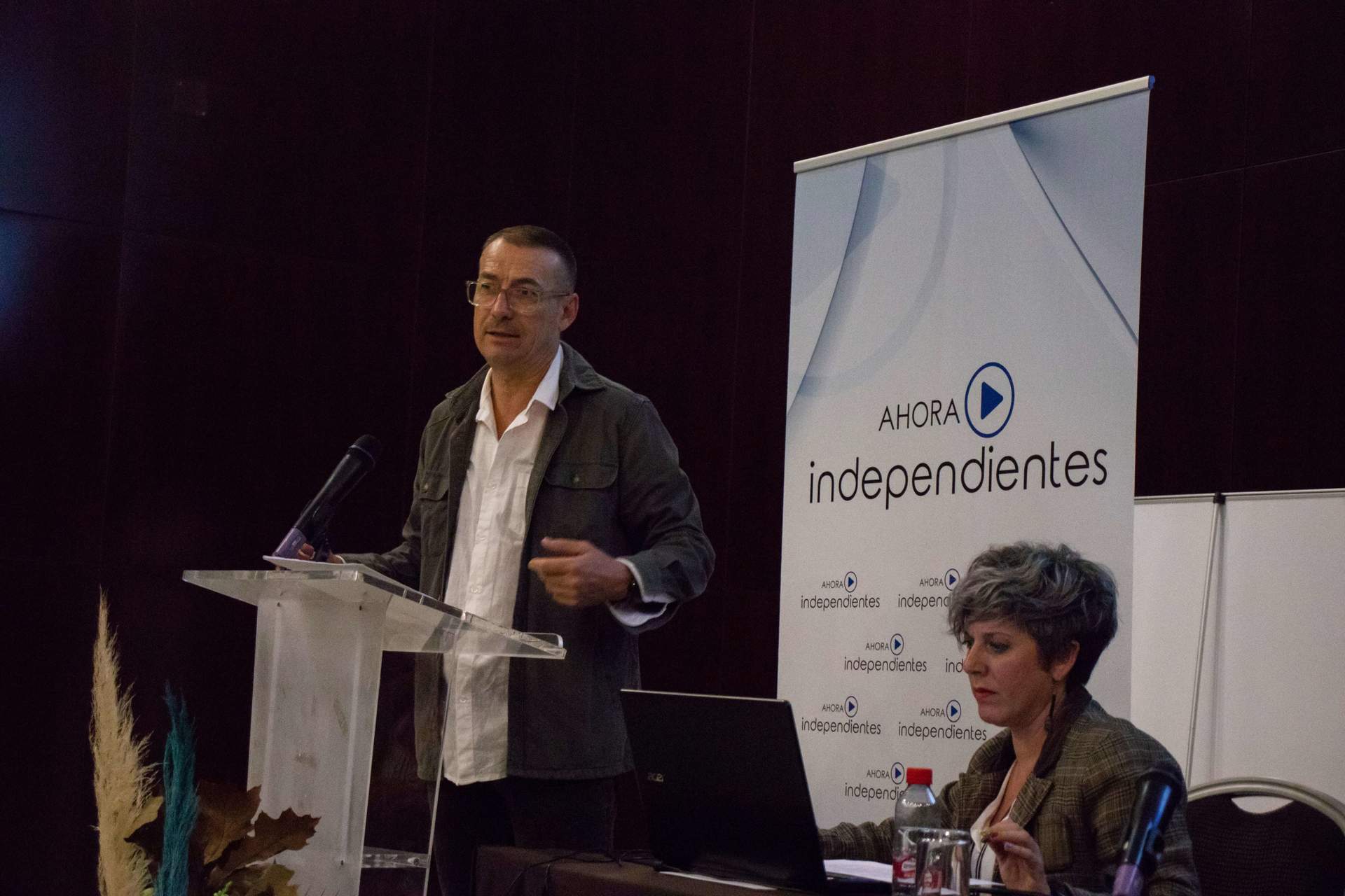 Paco Díaz y Lidia Calvo. Conveción Independientes