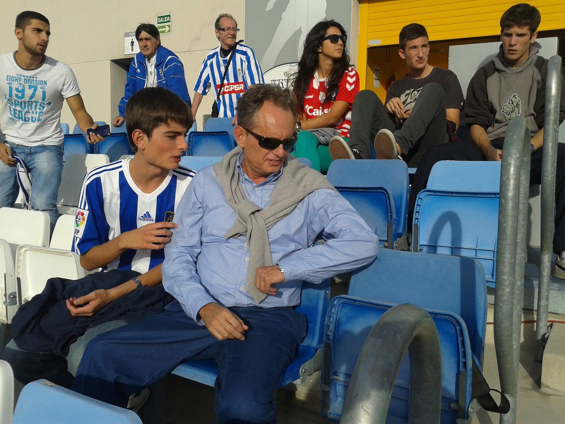 Con su hijo viendo el Recre