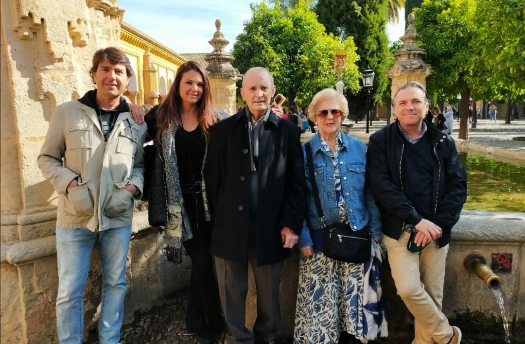 Antonio F. Tristancho junto a su familia