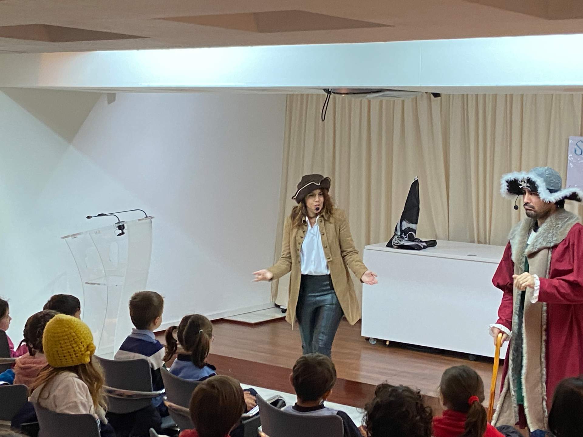 Función La pirata Moscapata en la Biblioteca Provincial