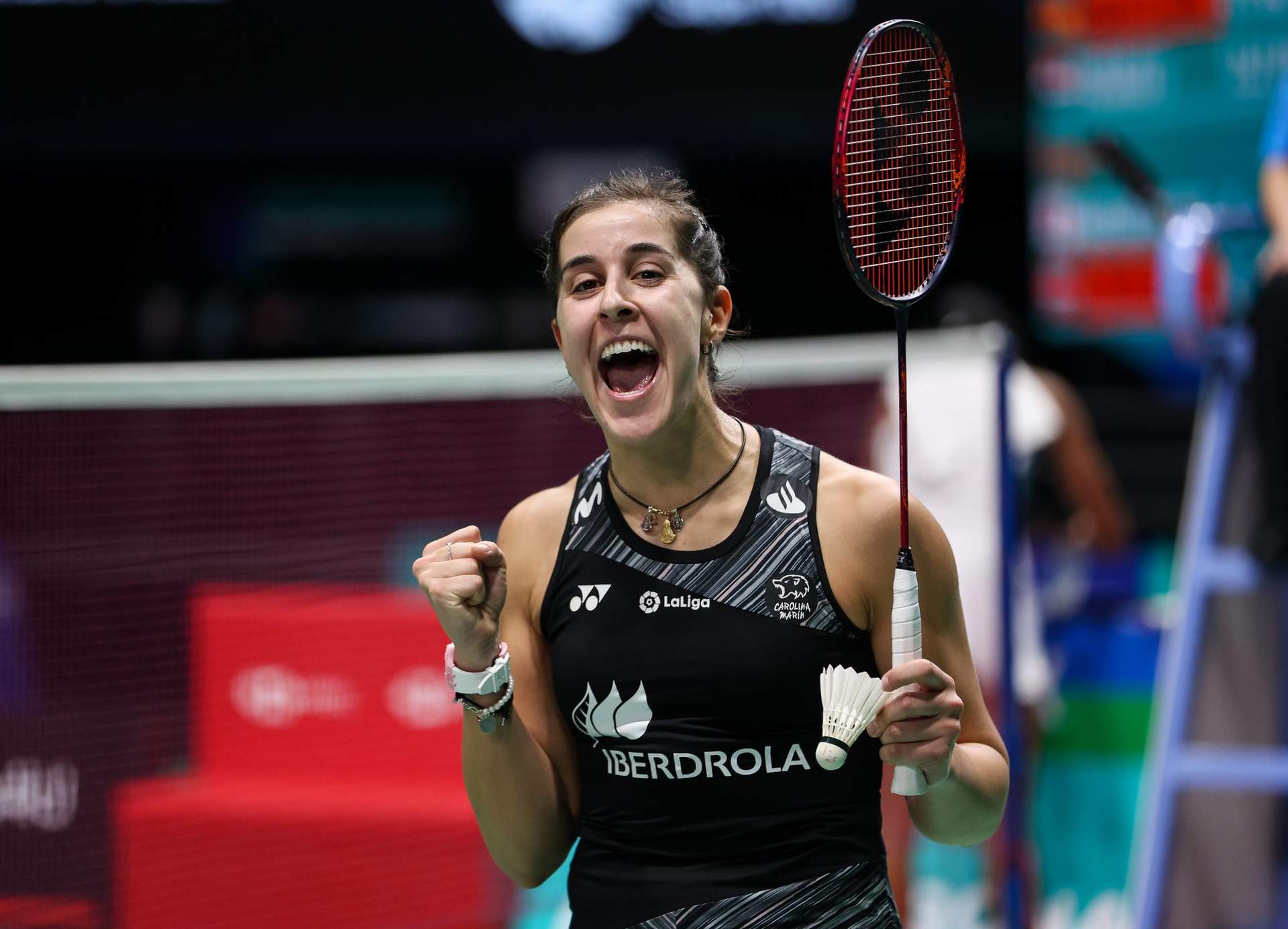 Carolina Marín celebra un punto en el partido de hoy.