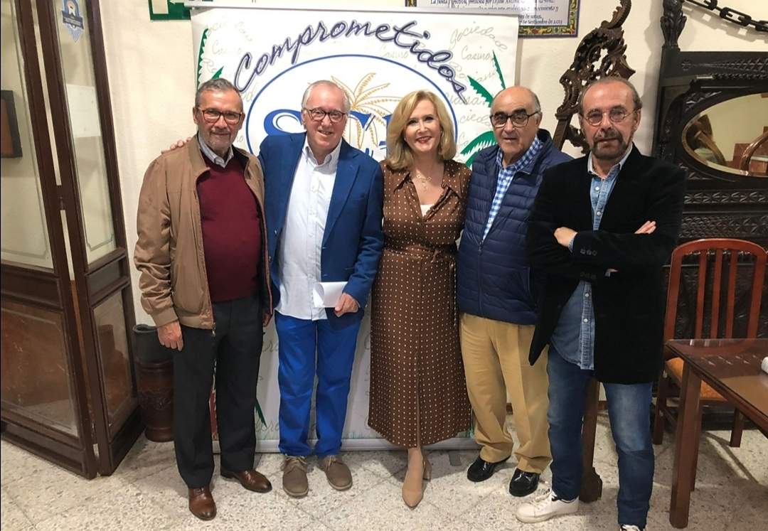 Invitados al acto literario