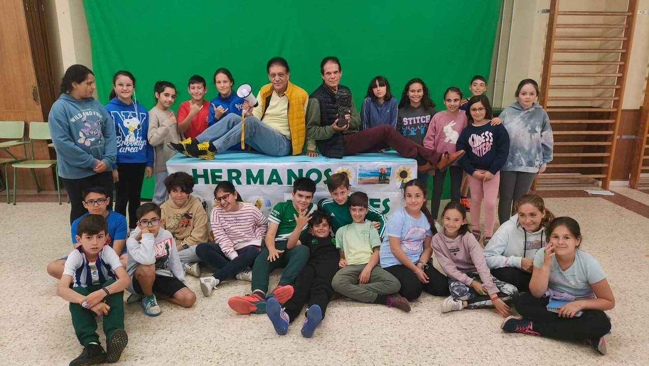 Los Hermanos Lagares en un acto reciente en Calañas