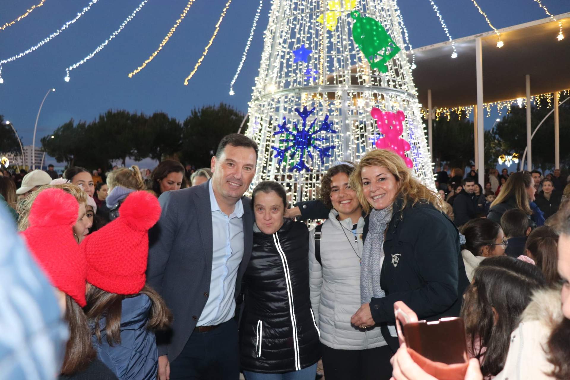 Presidente del Puerto y alcaldesa en el acto inaugural