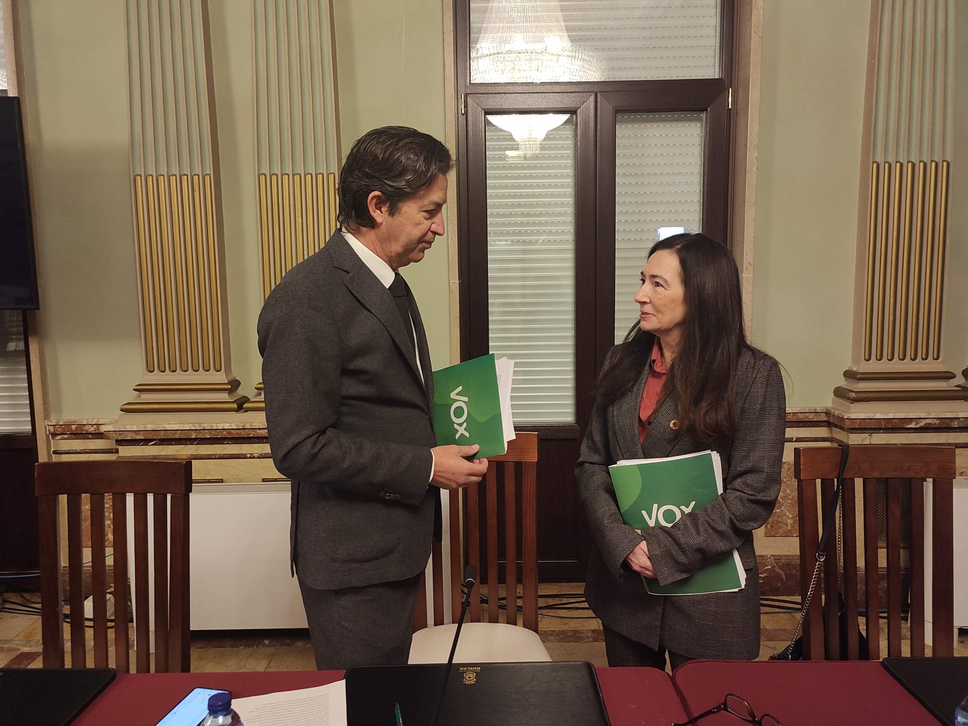 Concejales de VOX en el pleno