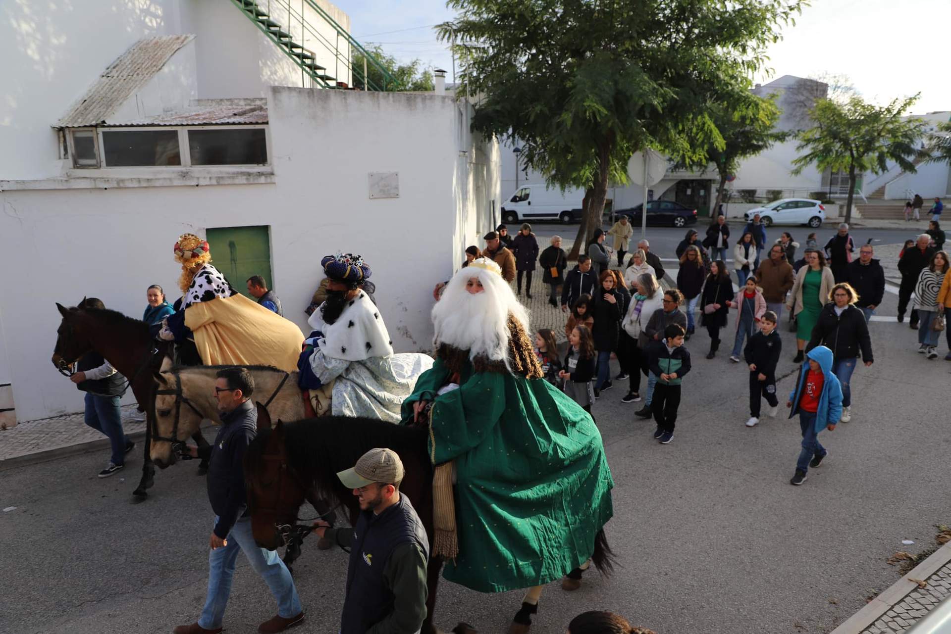 Os Reis magos percorreram algumas artérias da vila de Castro Marim