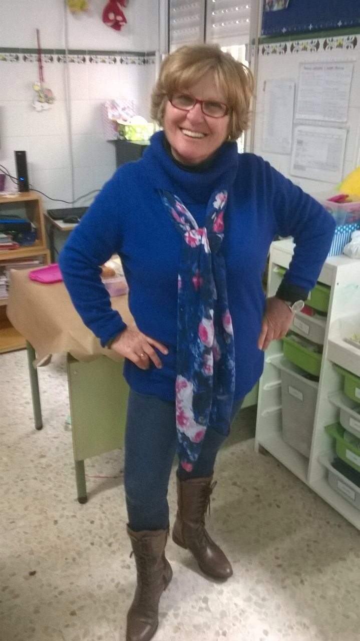 Lola en una pose simpática