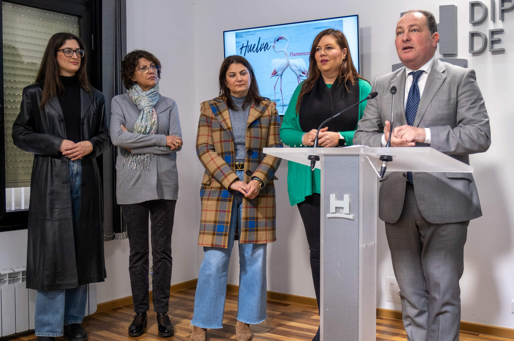 Presentación del stand en la Diputación