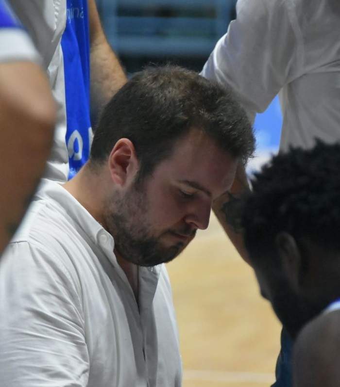 El técnico Íñigo Núñez.