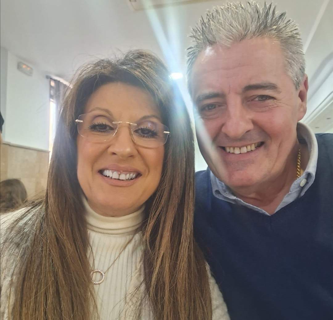 María del Carmen Velasco junto a su marido