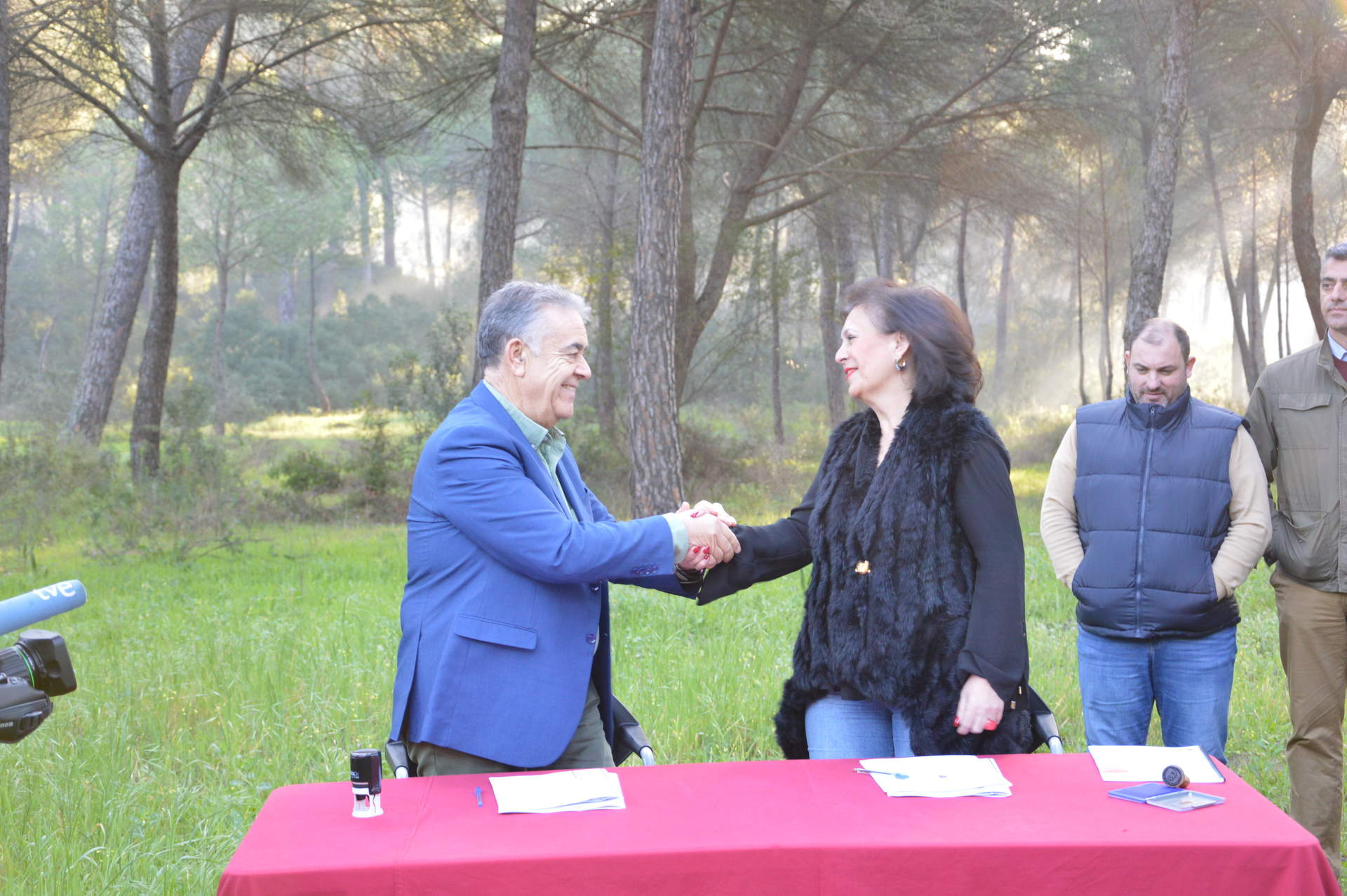 Bella y Del Valle Ortega sellan el pacto