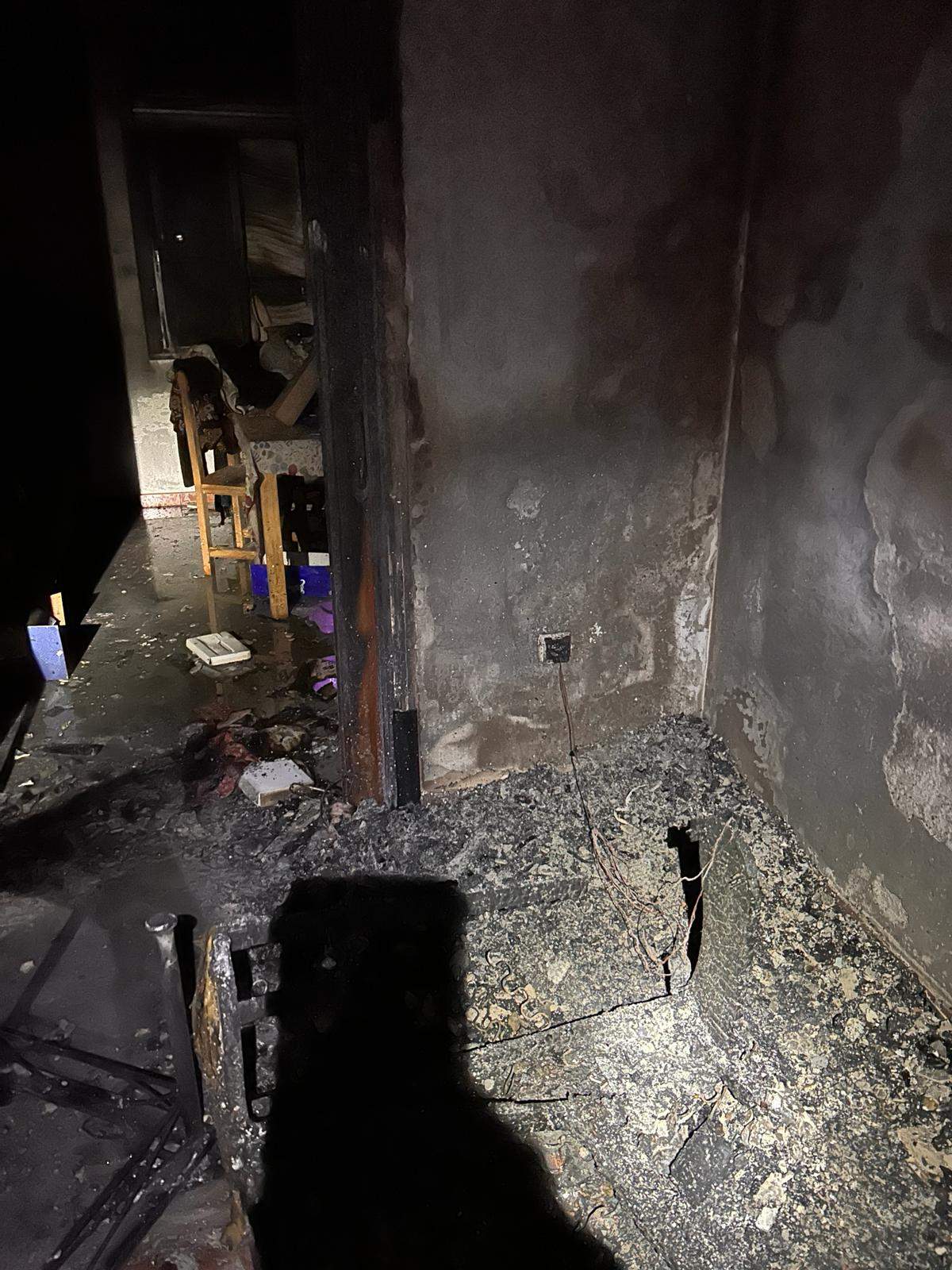 Vivienda calcinada (Fotos: Consorcio Bomberos)