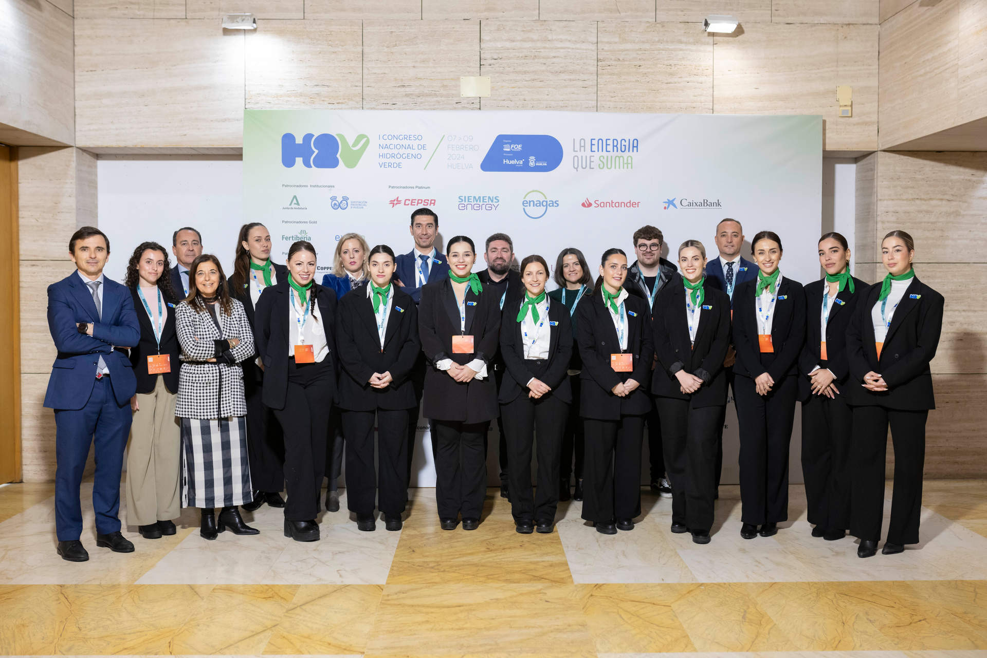 Equipo que ha trabajado en el Congreso