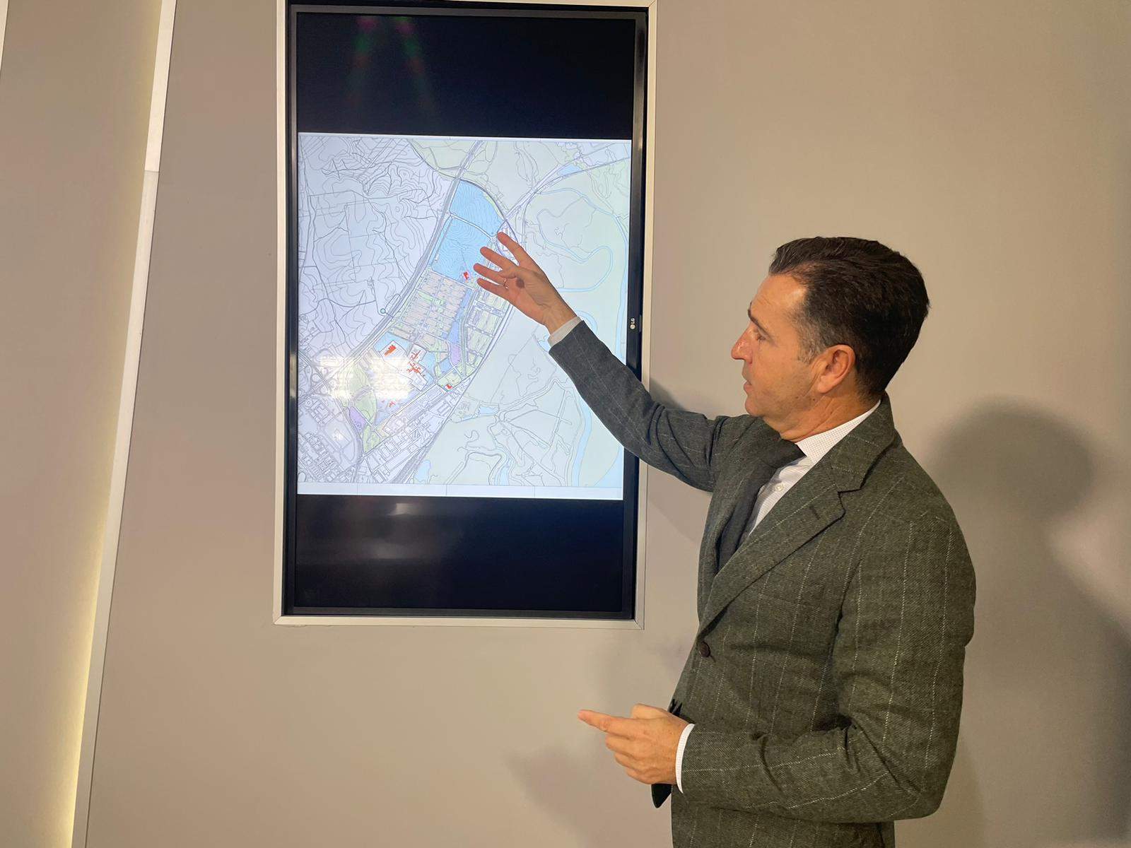 Felipe Arias presenta el proyecto San Antonio Montija