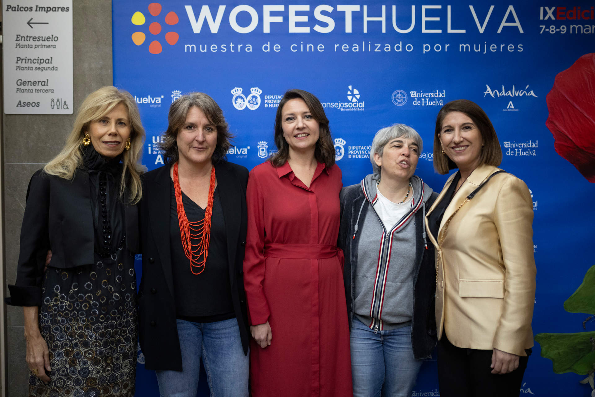 Autoridades y organizadoras