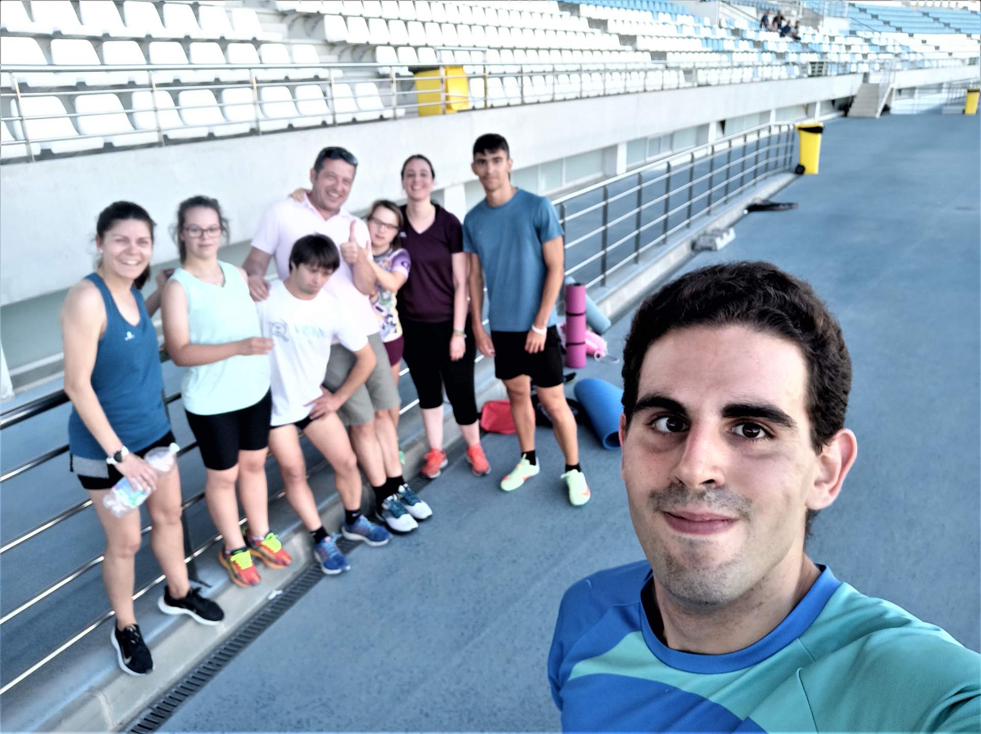 Con su grupo de entrenamiento