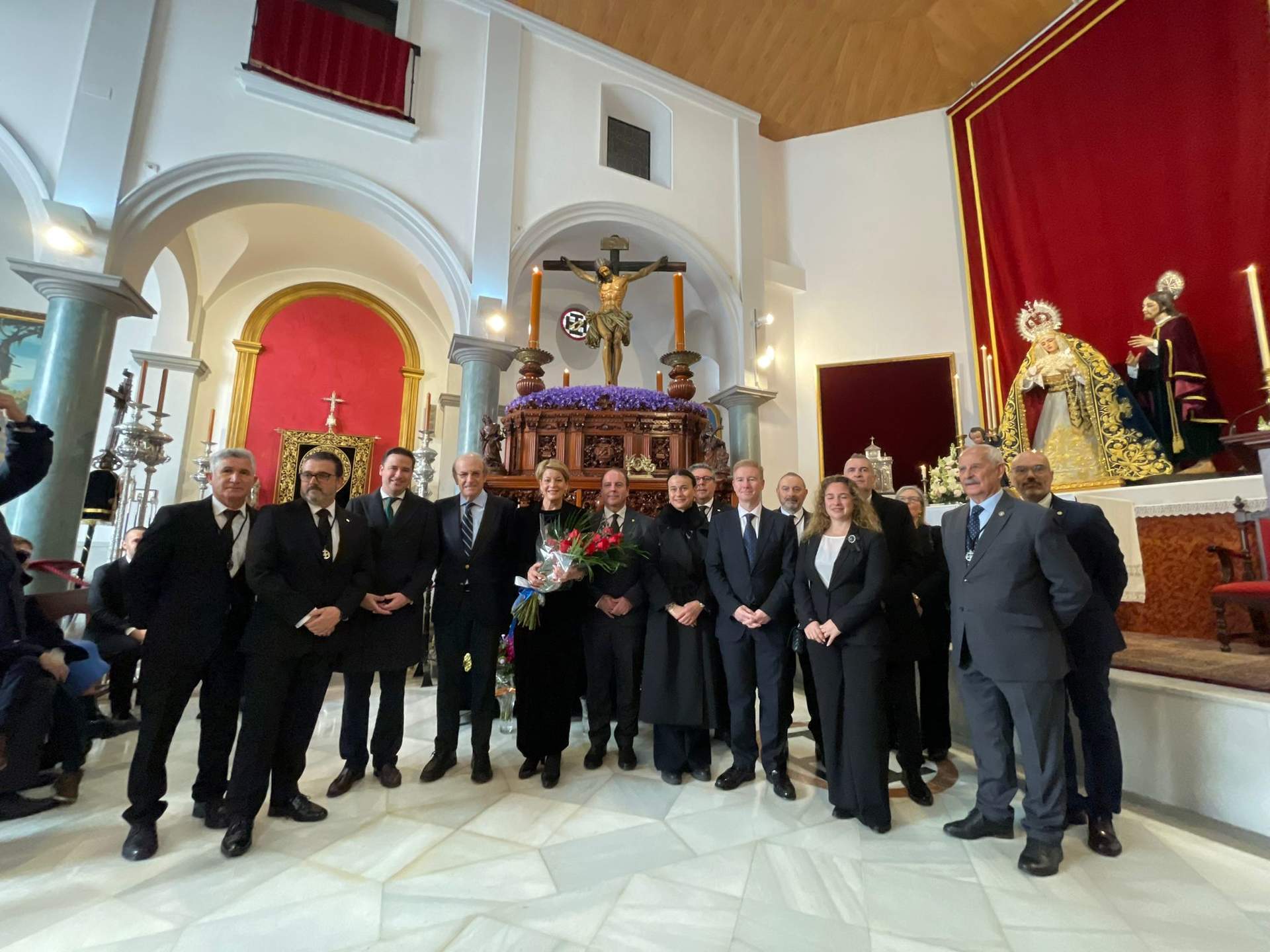 Visita a las hermandades del Jueves Santo por parte de la alcaldesa