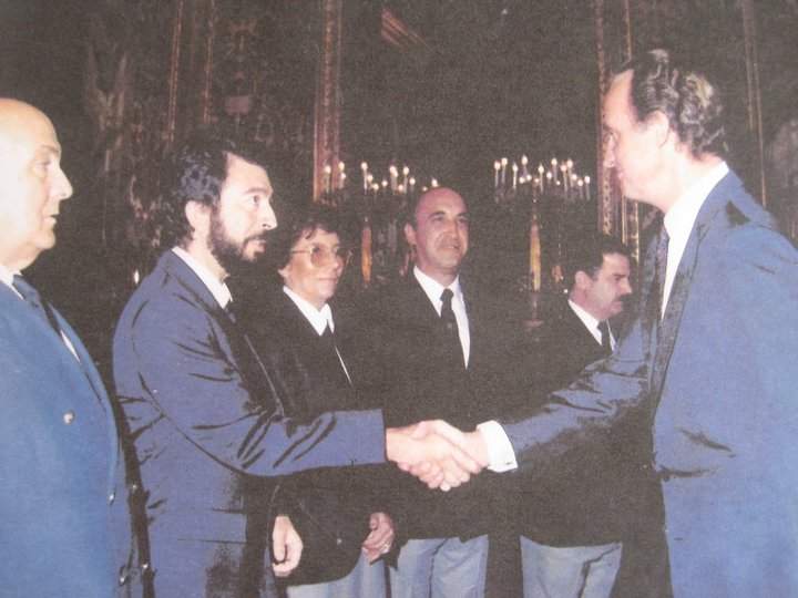 Pepe junto a miembros de la Fedreración Española de Tiro con Arco, recibido en audiencia por S. M. el rey Juan Carlos I