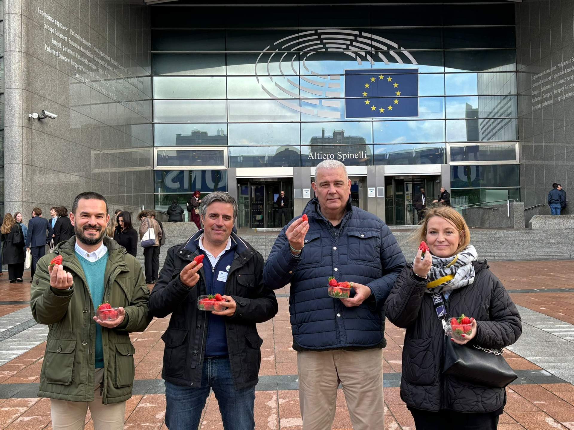 Responsables de UPA en Bruselas, esta mañana