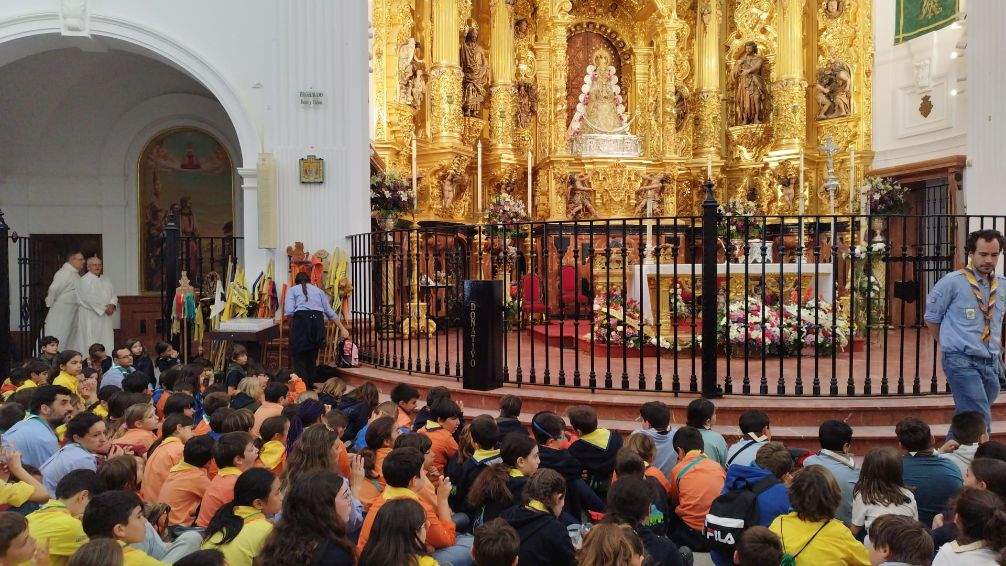 Rodeando el santuario