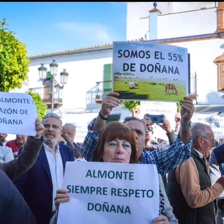 Almonte reclama sus fondos