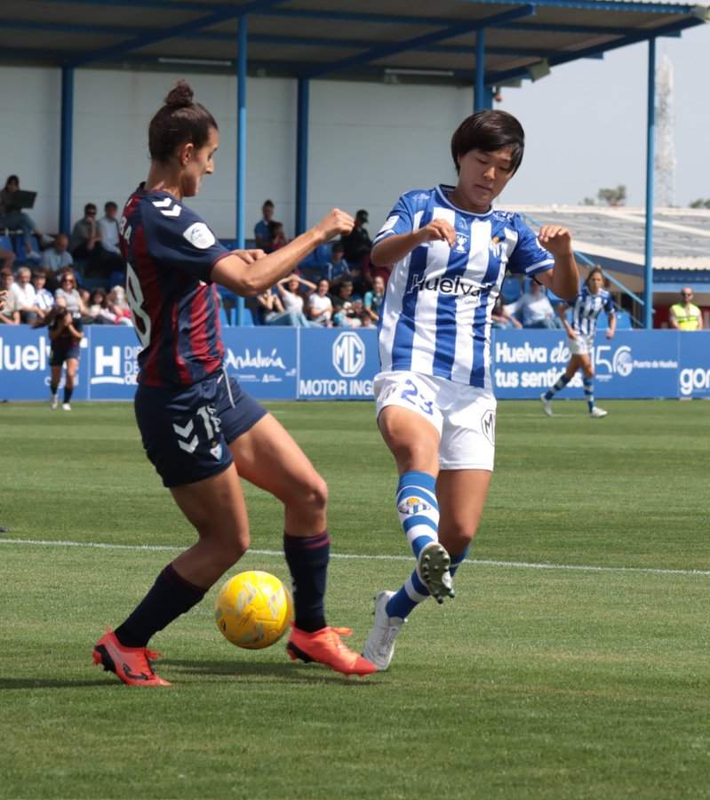Miku durante el duelo con el Eibar.