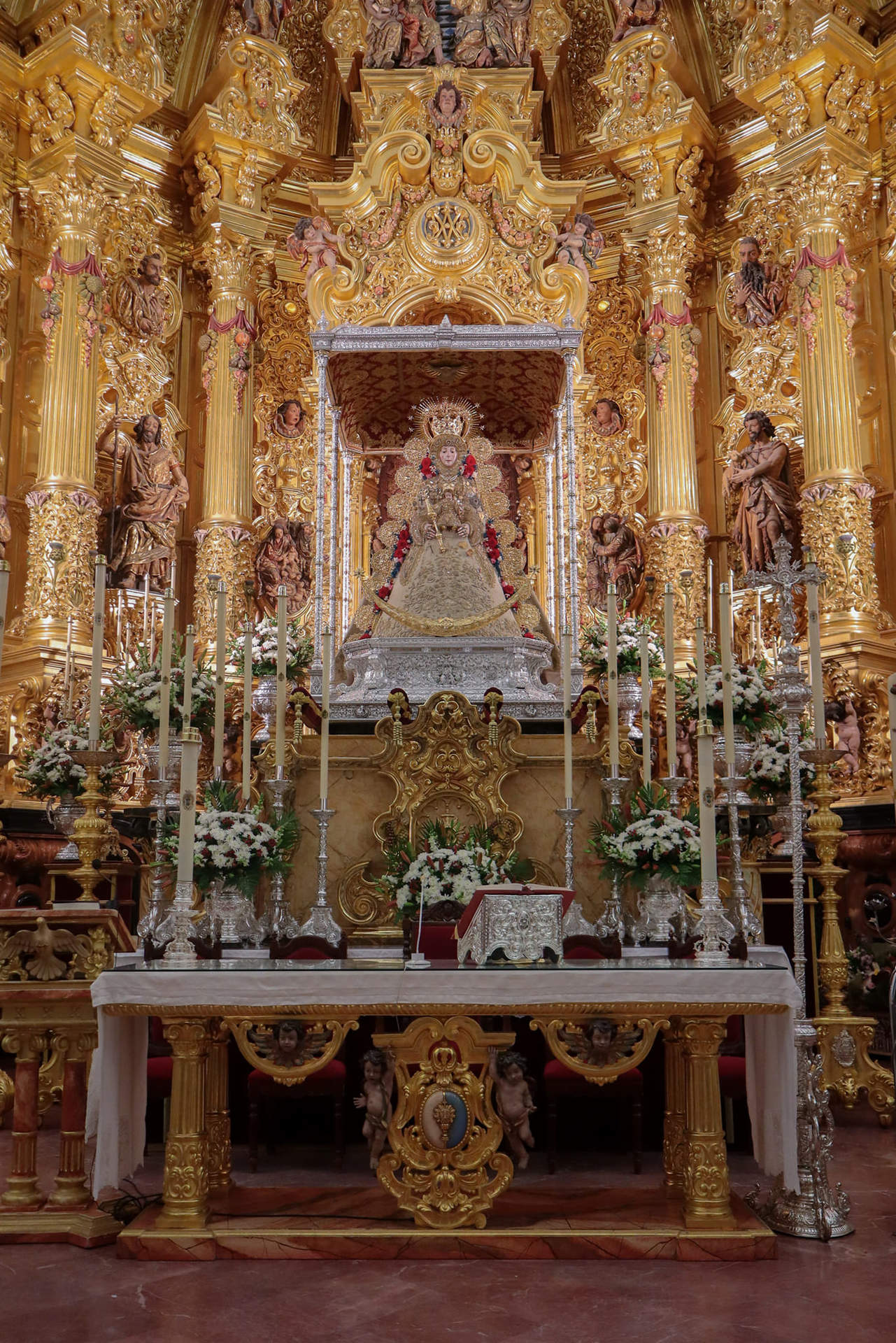 Bella estampa rociera que recuerda la llegada de Pentecostés