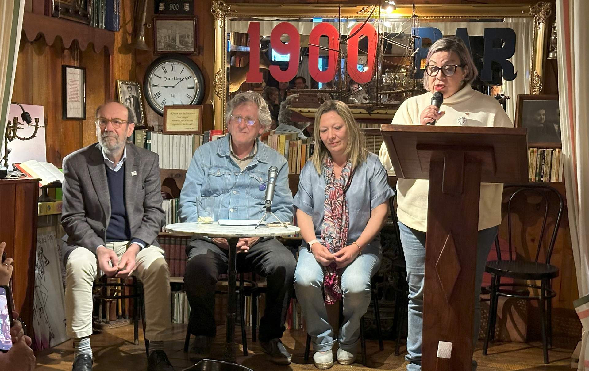 Un momento del acto cultural celebrado en la Sala 1900