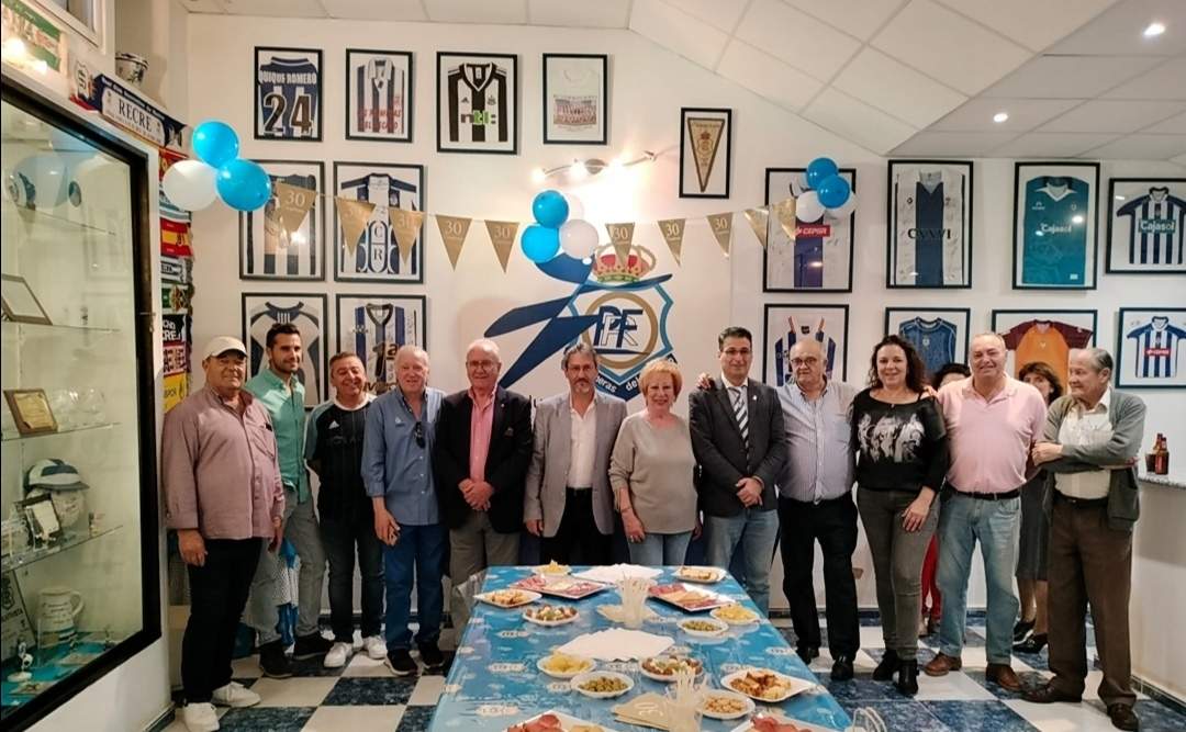 Invitados al acto