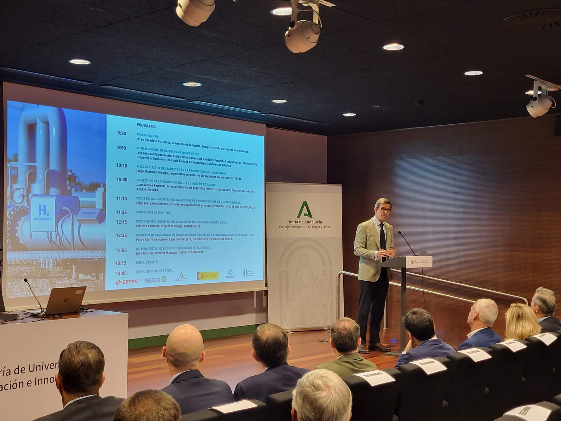 El consejero Paradela interviene en las Jornadas de seguridad sobre el hidrógeno