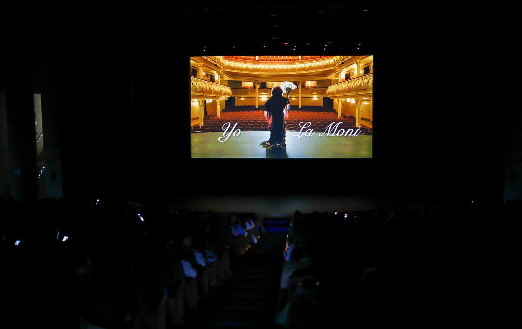 Final de su documental proyectado y estrenado en HUelva