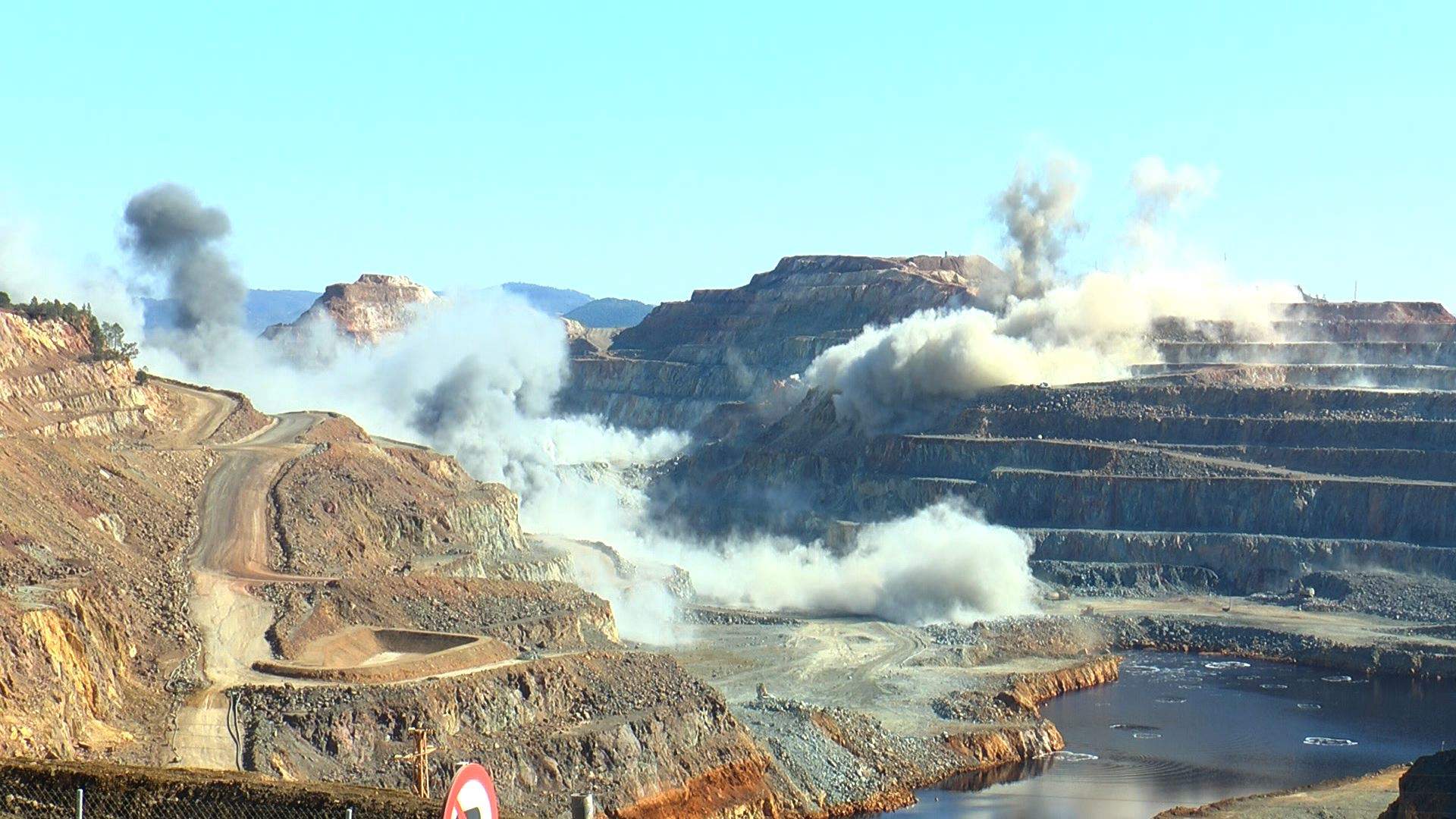 Explosión en Cerro Colorado