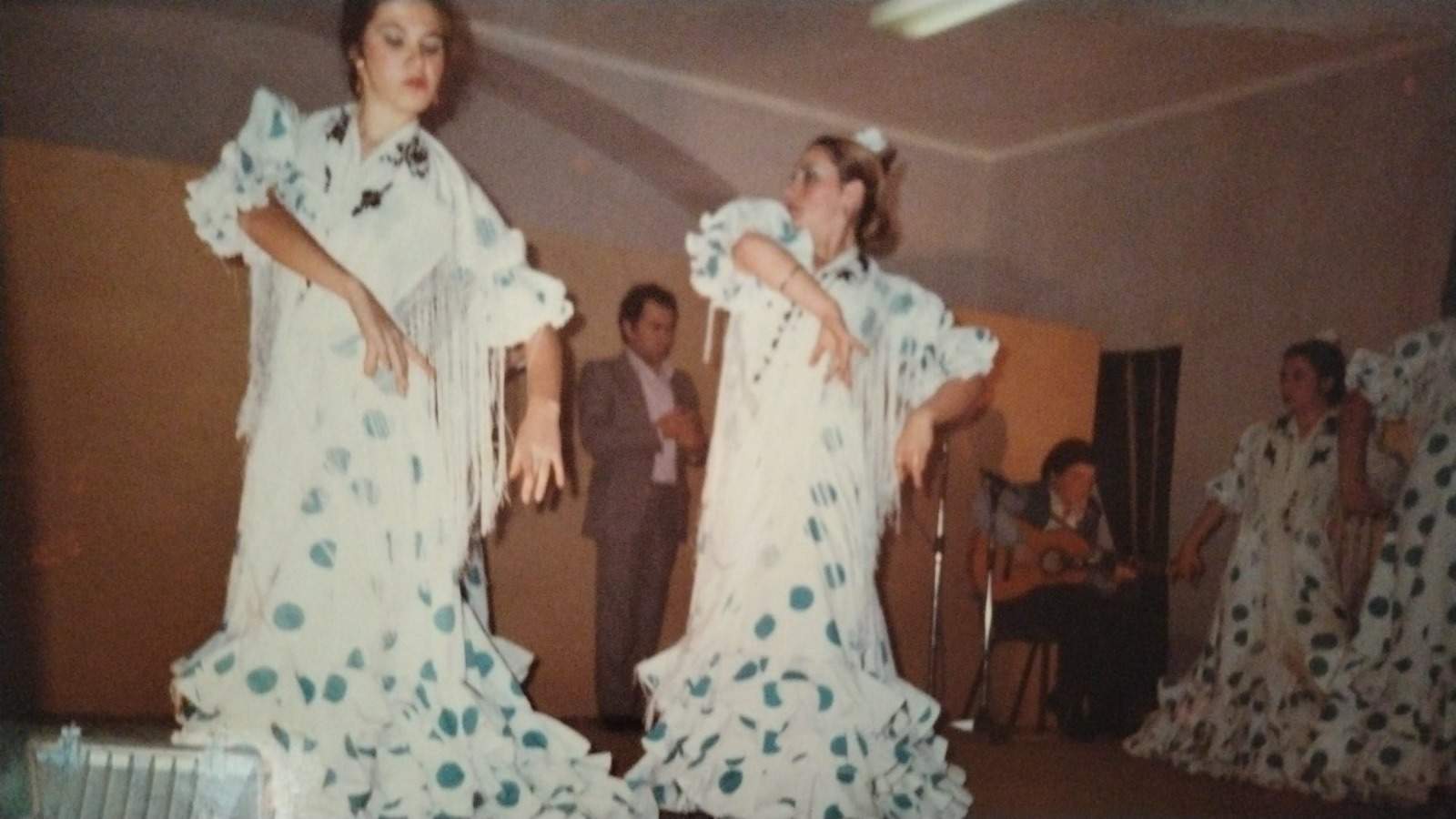 En su juventud bailando con Ana Castejón