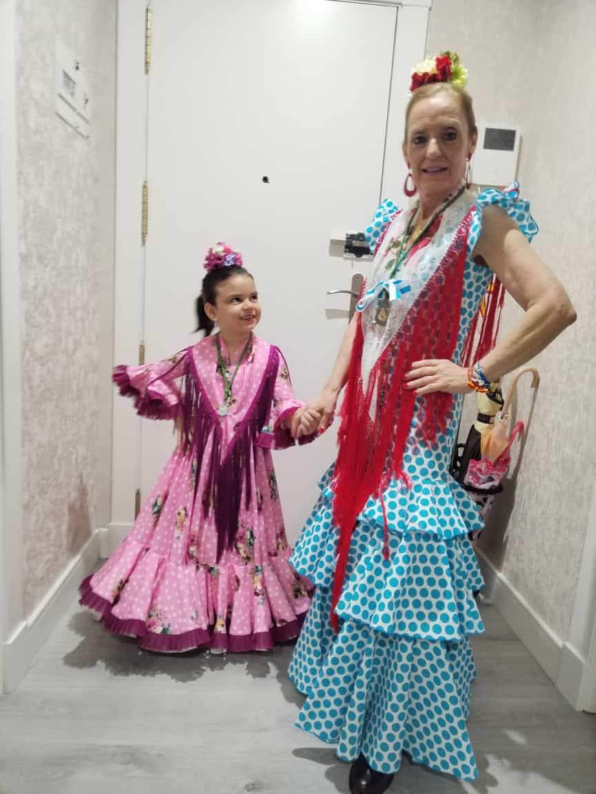 Ejerciendo de abuela con su preciosa Isabel