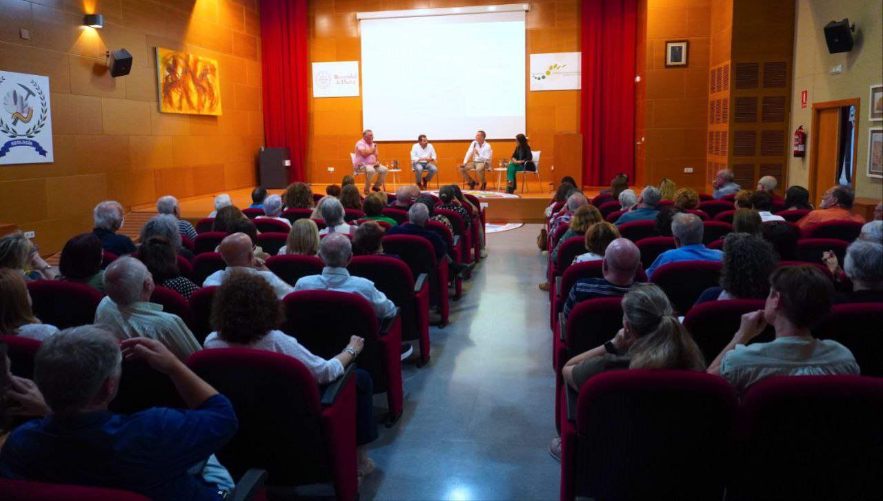 Presentación del documento de investigación de la UHU