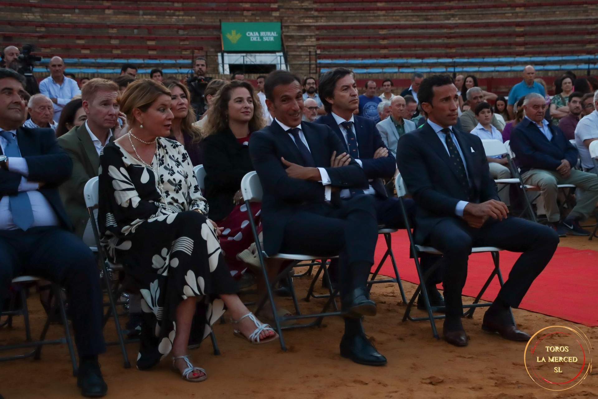 Autoridades en la presentación encabezadas por la alcaldesa, Pilar Miranda