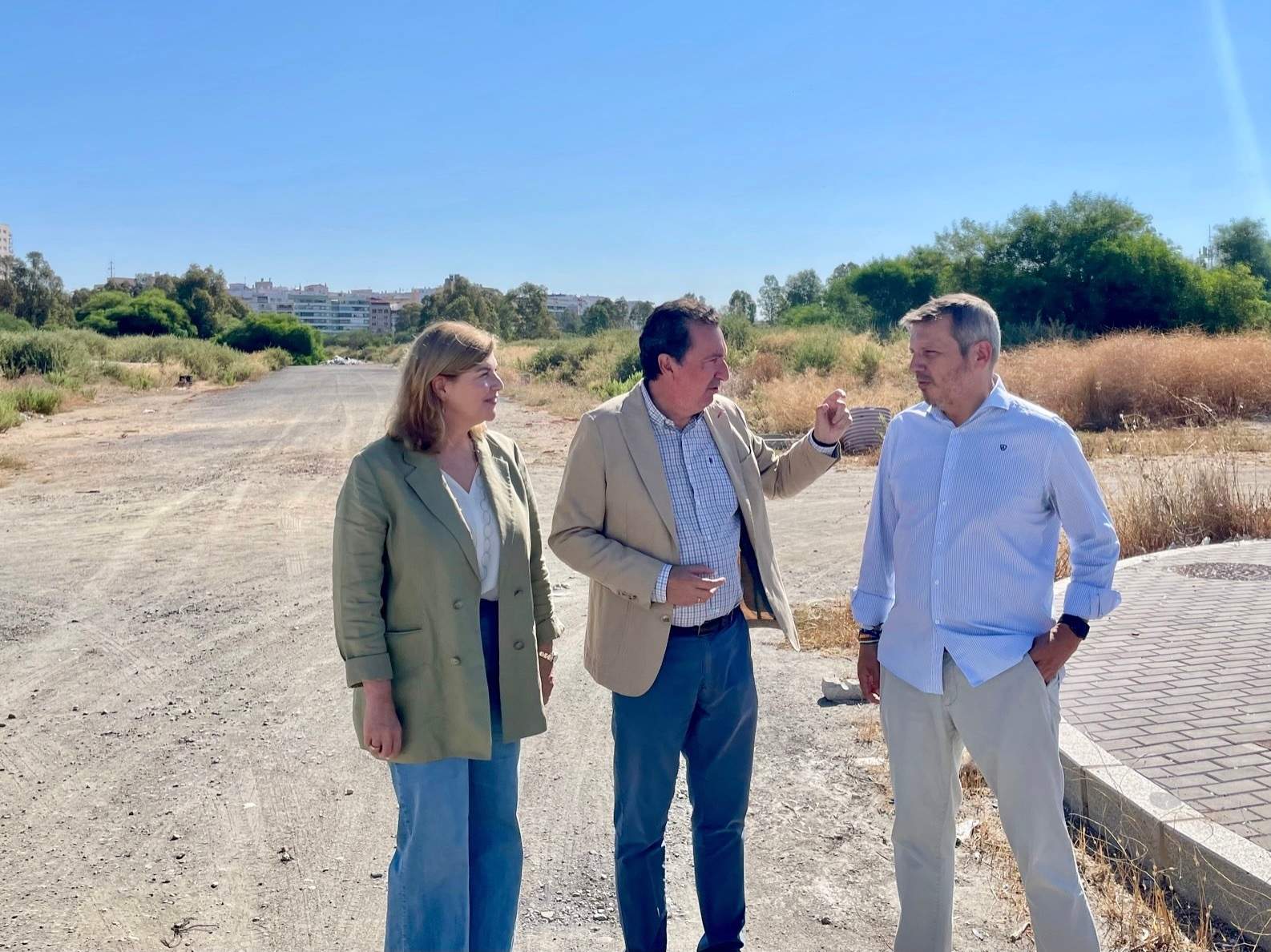 La Dirección del PP de Huelva visita los terrenos