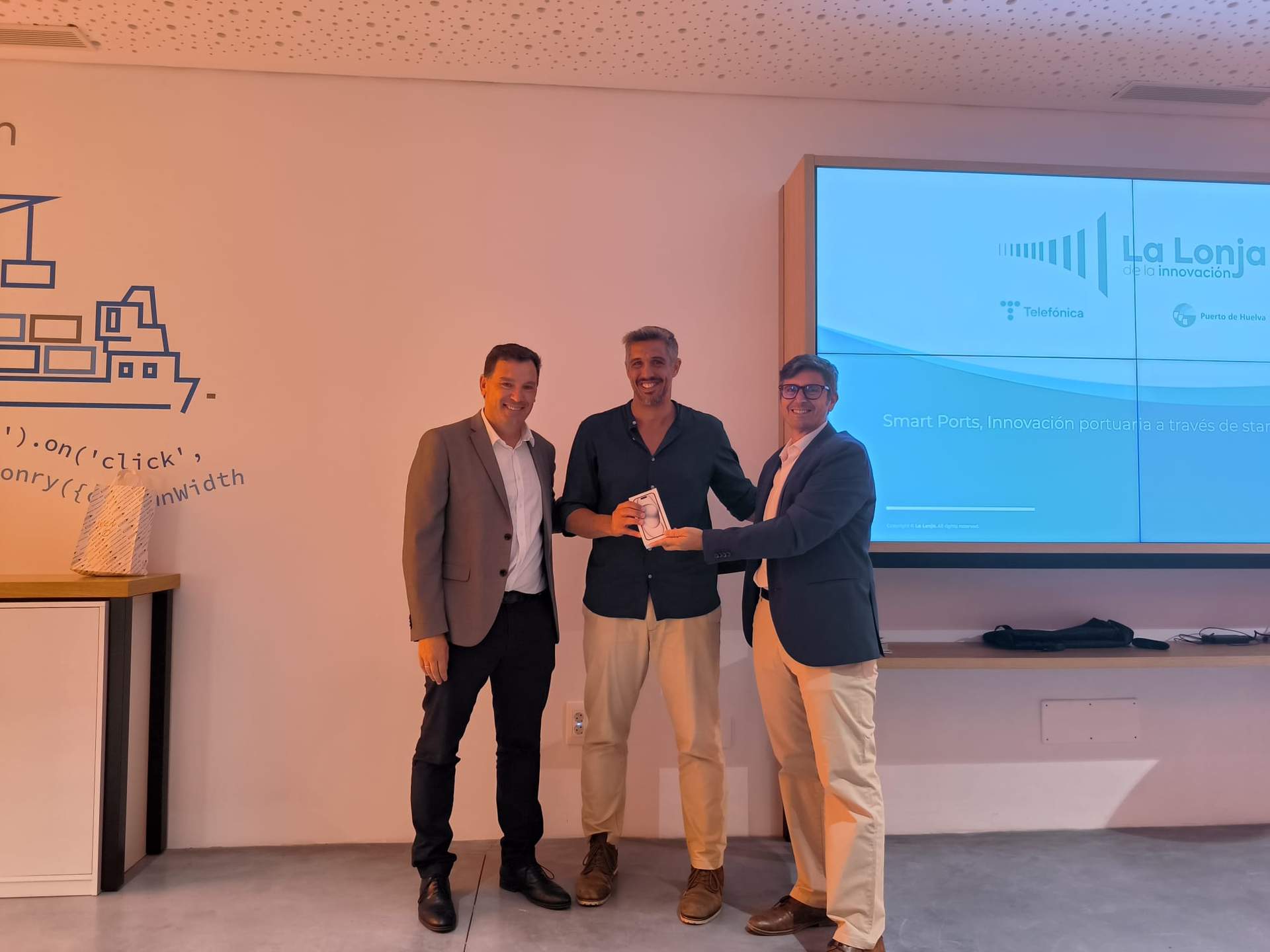 Premiado Carlos Corrales Lonja Innovación APH