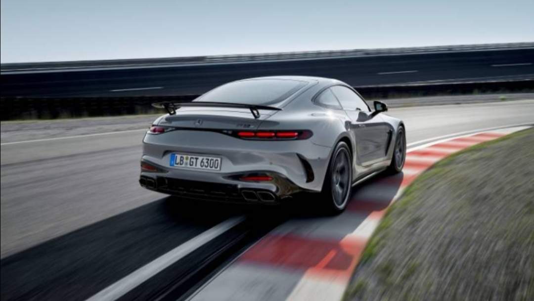 Mercedes-AMG GT 63 PRO 4MATIC+