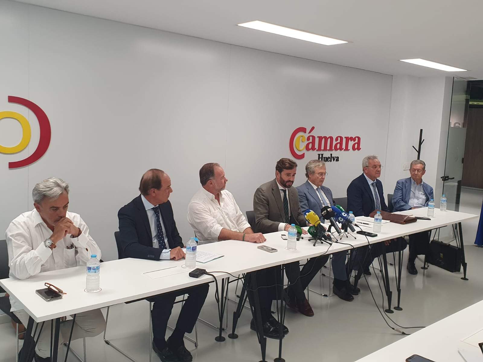 Presentación de los nuevos accionistas