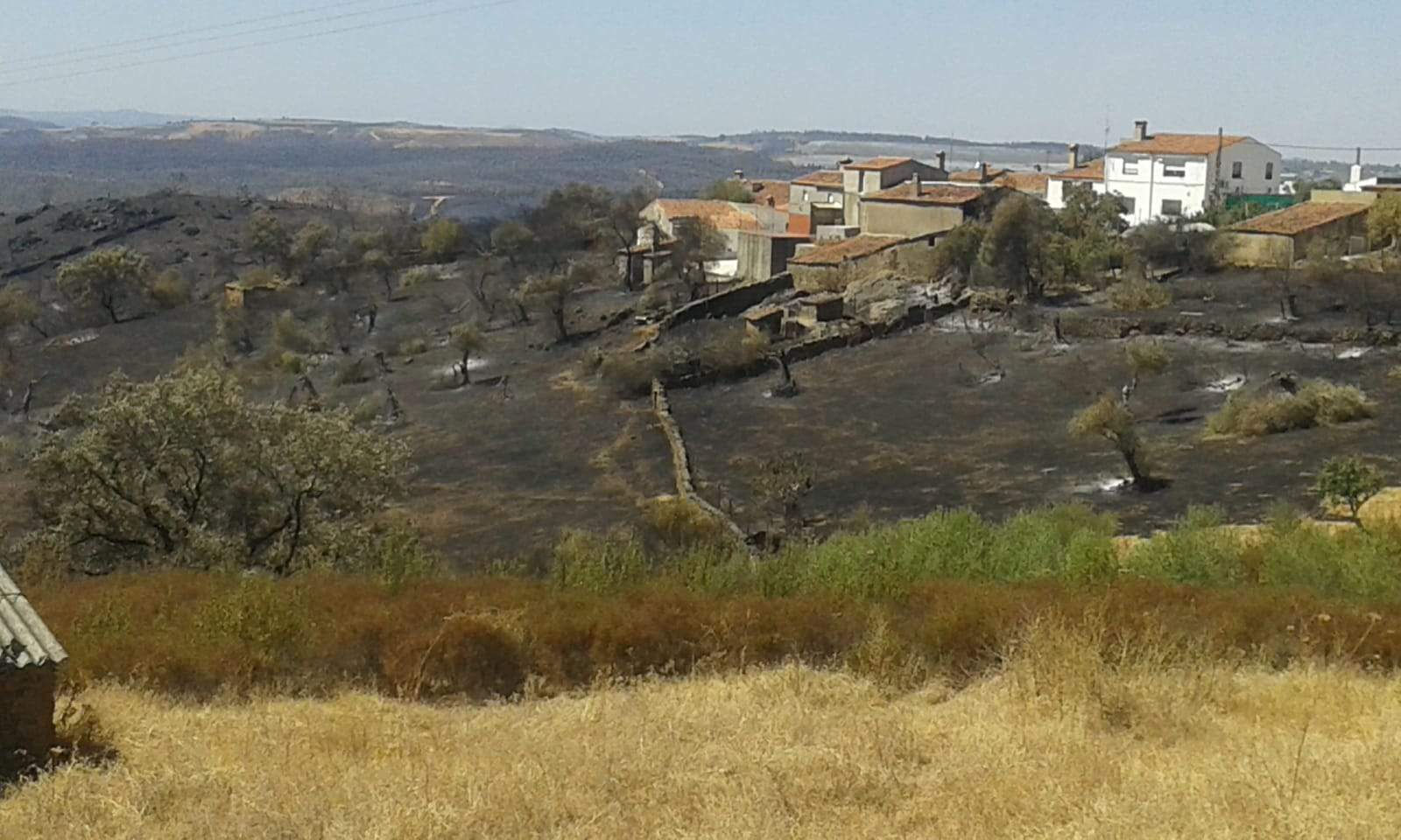 La zona sigue siendo un 'cenicero'