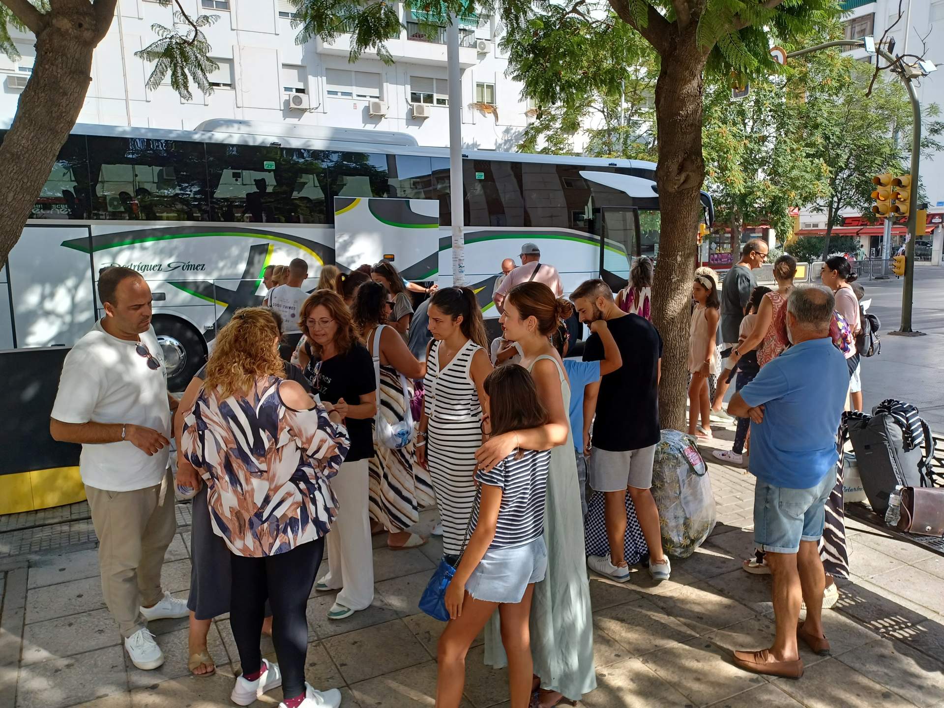 Momento de la subida al autobús